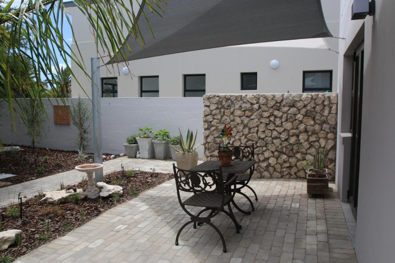 Albatross Guesthouse Langebaan Esterno foto