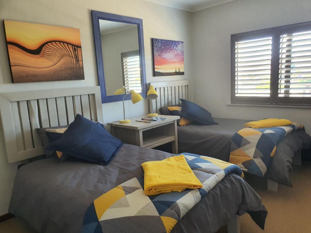 Albatross Guesthouse Langebaan Esterno foto