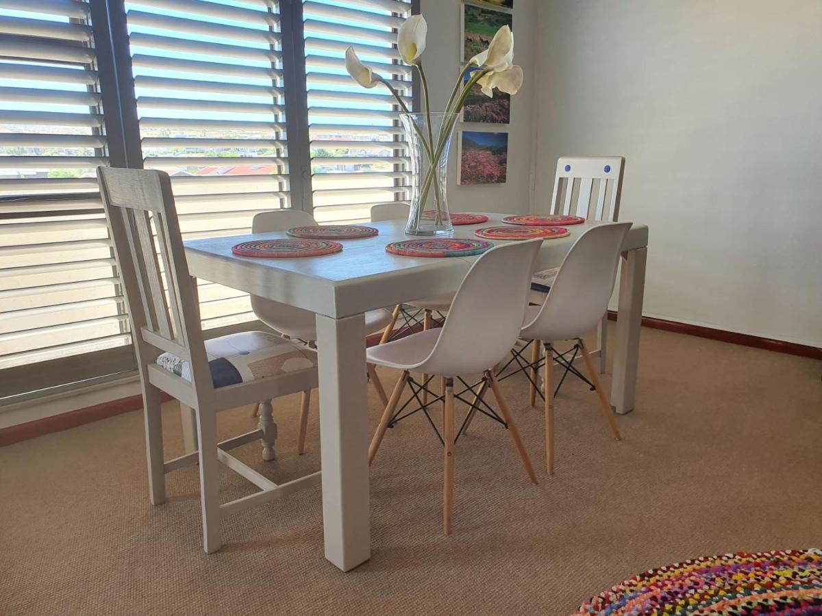 Albatross Guesthouse Langebaan Esterno foto
