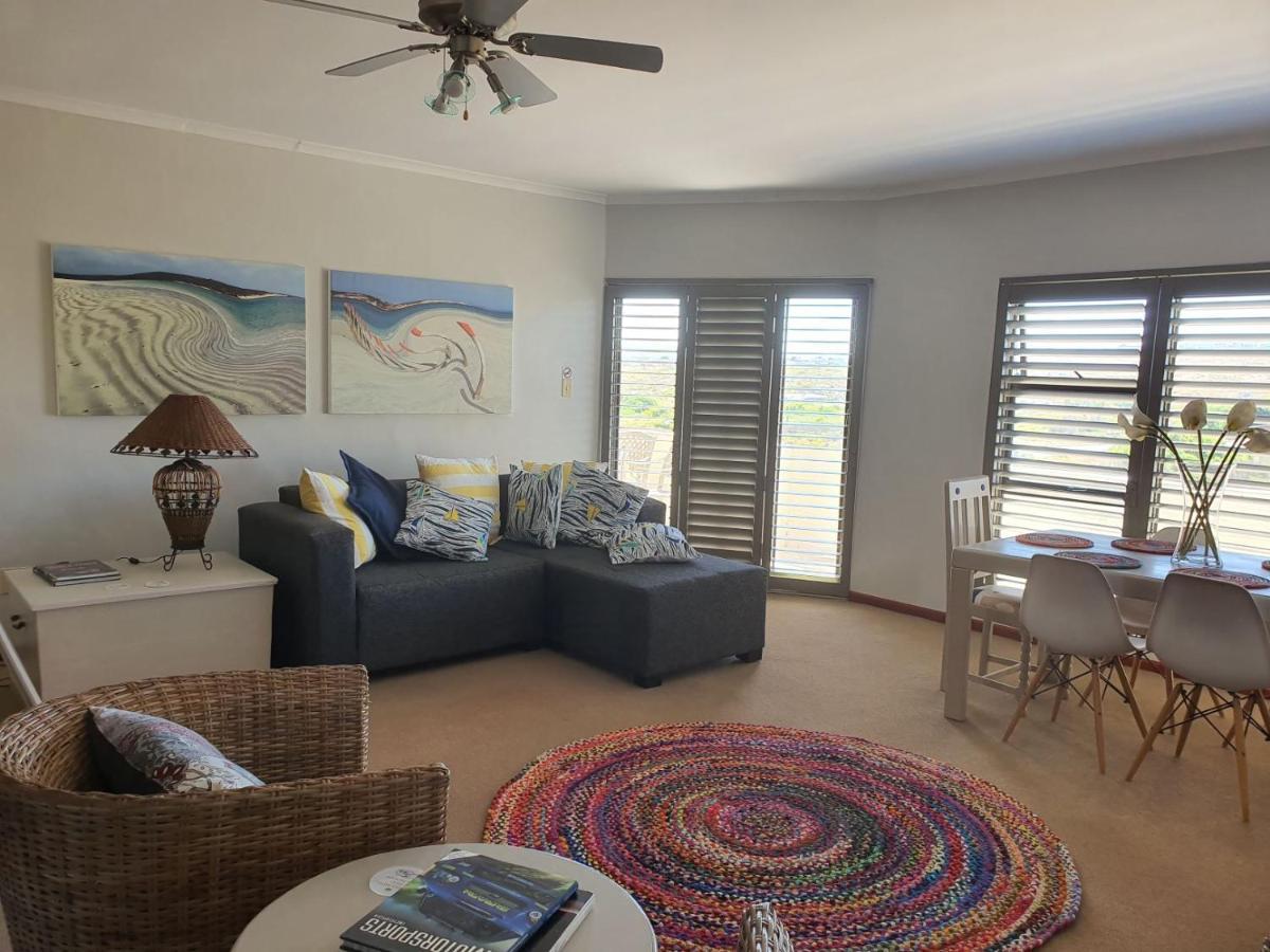 Albatross Guesthouse Langebaan Esterno foto