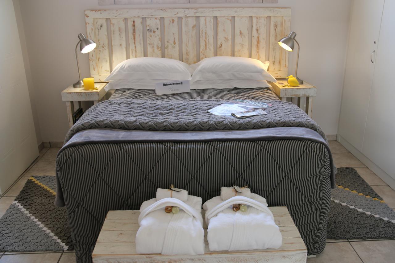 Albatross Guesthouse Langebaan Esterno foto