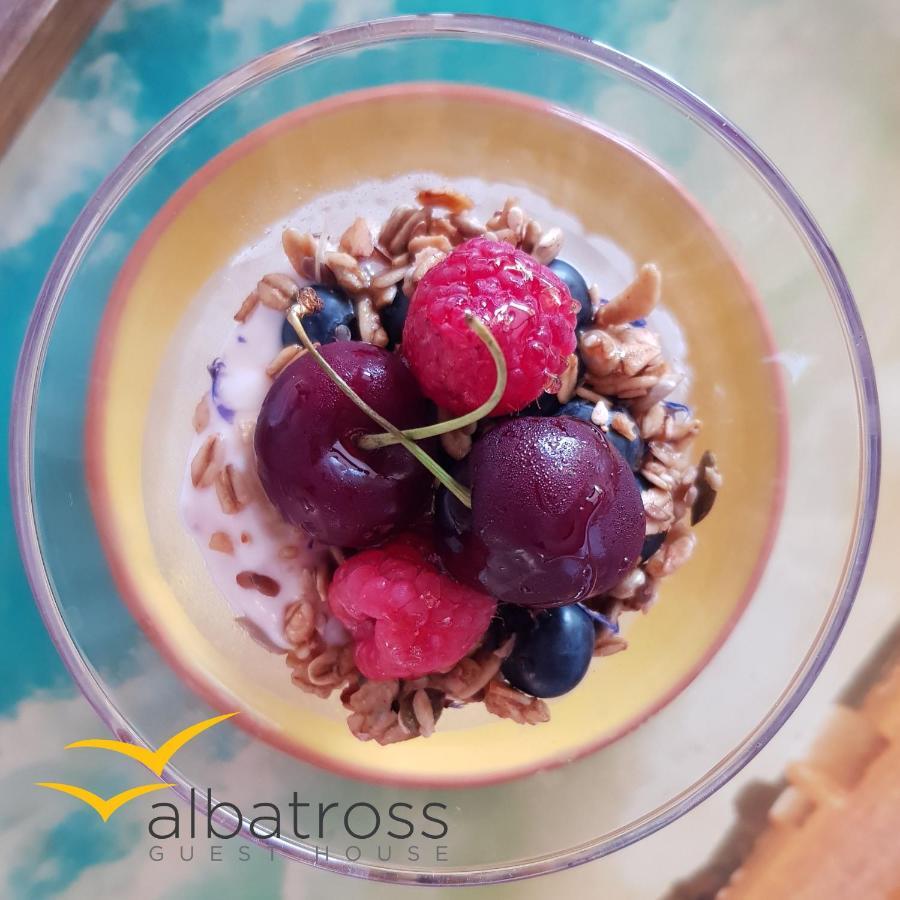 Albatross Guesthouse Langebaan Esterno foto