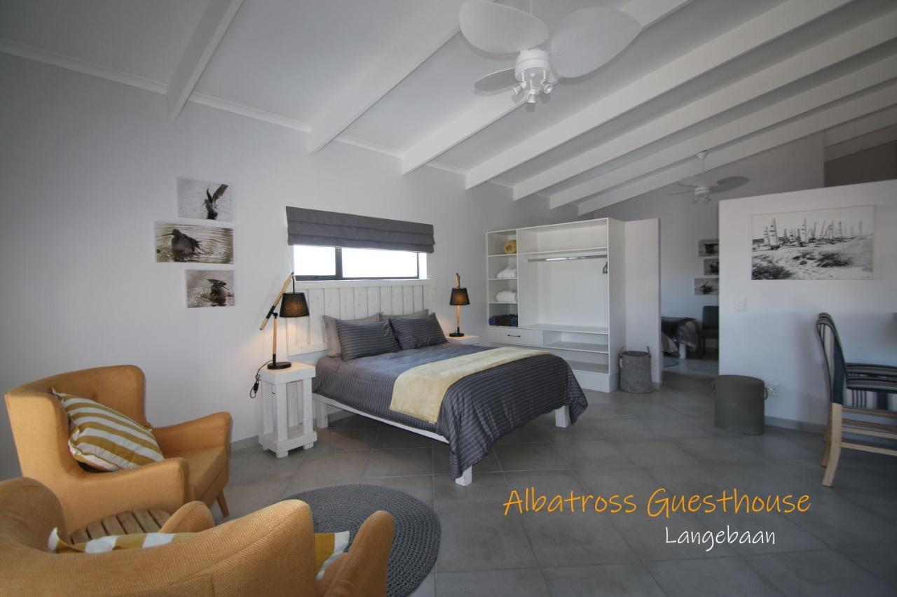 Albatross Guesthouse Langebaan Esterno foto